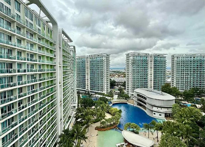 Azure Residences By Bed & Breakfast Manila